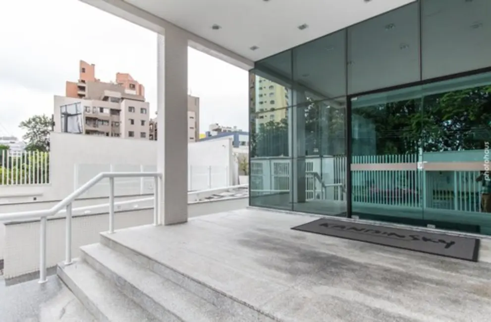 Foto 5 de Apartamento com 3 quartos à venda, 176m2 em Cabral, Curitiba - PR