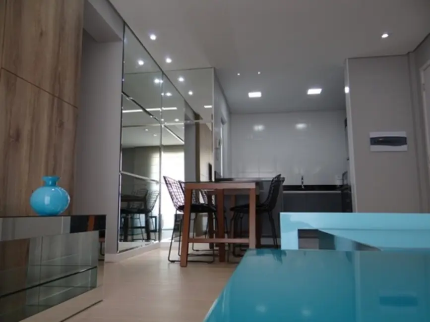 Apartamento com 2 quartos à venda, 73m2 em Cristo Rei, Curitiba - PR - imagem 4 Foto 4 de Apartamento com 2 quartos à venda, 73m2 em Cristo Rei, Curitiba - PR