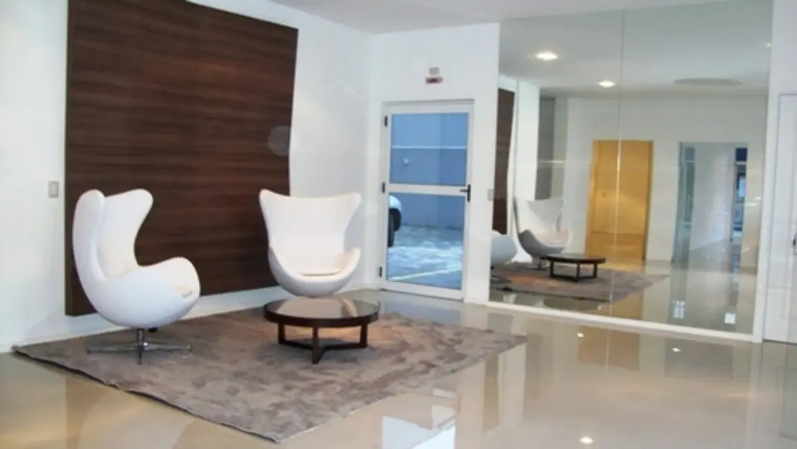 Foto 2 de Apartamento com 2 quartos à venda, 69m2 em Rebouças, Curitiba - PR