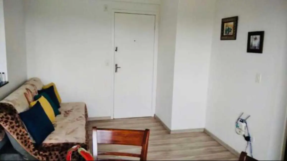 Apartamento com 2 quartos à venda em Augusta, Curitiba - PR - imagem 6 Foto 6 de Apartamento com 2 quartos à venda em Augusta, Curitiba - PR