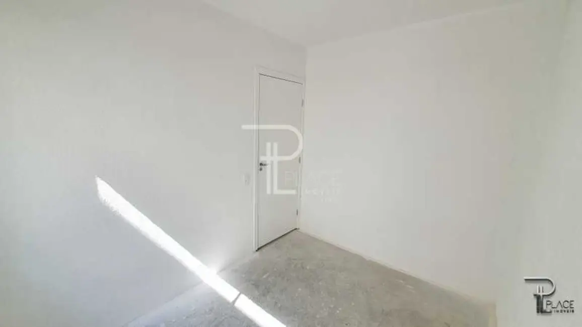 Apartamento com 2 quartos à venda, 38m2 em Santa Cândida, Curitiba - PR - imagem 4 Foto 4 de Apartamento com 2 quartos à venda, 38m2 em Santa Cândida, Curitiba - PR