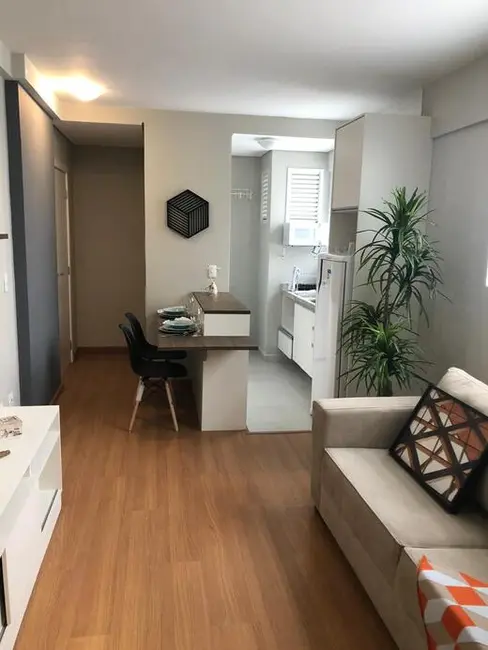 Loft / Flat com 1 quarto à venda, 54m2 em Centro, Curitiba - PR - imagem 3 Foto 3 de Loft / Flat com 1 quarto à venda, 54m2 em Centro, Curitiba - PR