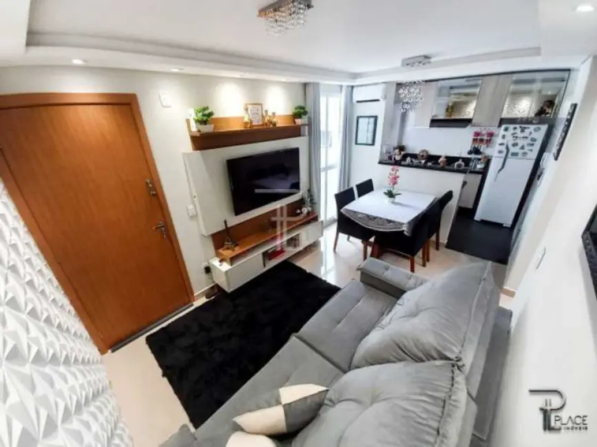 Foto 1 de Apartamento com 2 quartos à venda, 38m2 em Pinheirinho, Curitiba - PR