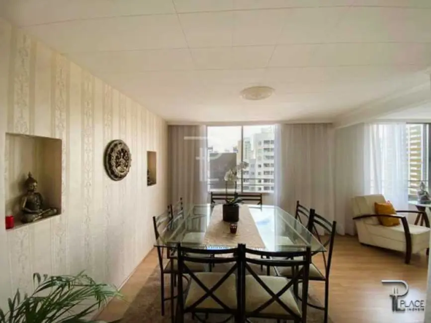 Foto 5 de Apartamento com 3 quartos à venda, 165m2 em Centro, Curitiba - PR