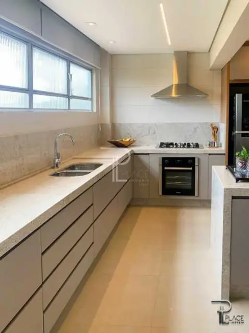 Foto 8 de Apartamento com 3 quartos à venda, 182m2 em Mercês, Curitiba - PR