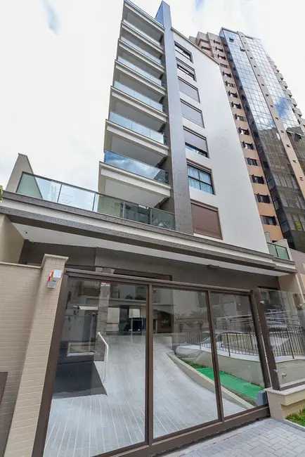 Foto 2 de Apartamento com 1 quarto à venda, 32m2 em Água Verde, Curitiba - PR