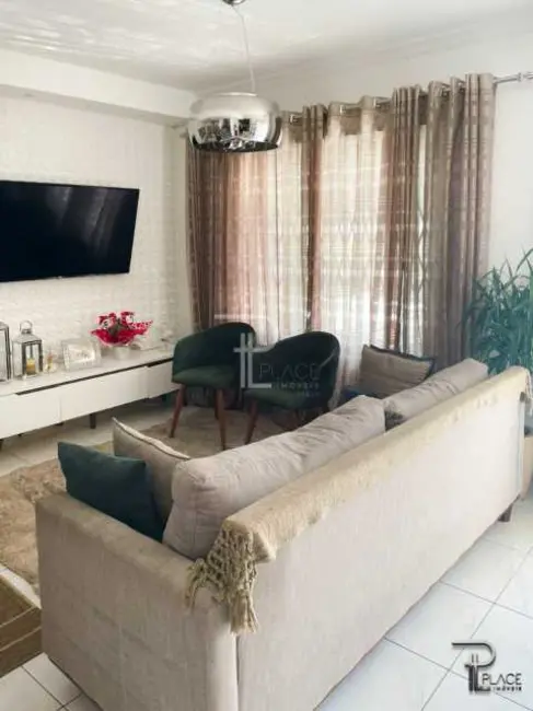 Casa de Condomínio com 3 quartos à venda, 95m2 em Boqueirão, Curitiba - PR - imagem 4 Foto 4 de Casa de Condomínio com 3 quartos à venda, 95m2 em Boqueirão, Curitiba - PR