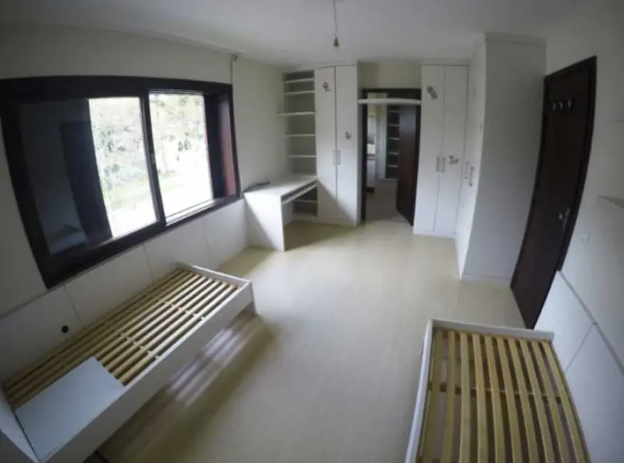 Casa com 5 quartos à venda em Jardim Social, Curitiba - PR - imagem 8 Foto 8 de Casa com 5 quartos à venda em Jardim Social, Curitiba - PR