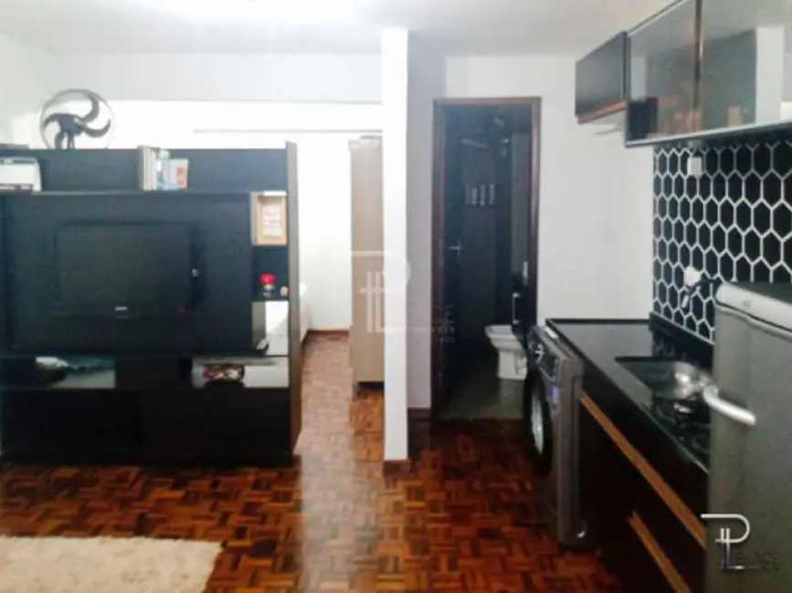 Foto 3 de Loft / Flat com 1 quarto à venda, 22m2 em Centro, Curitiba - PR