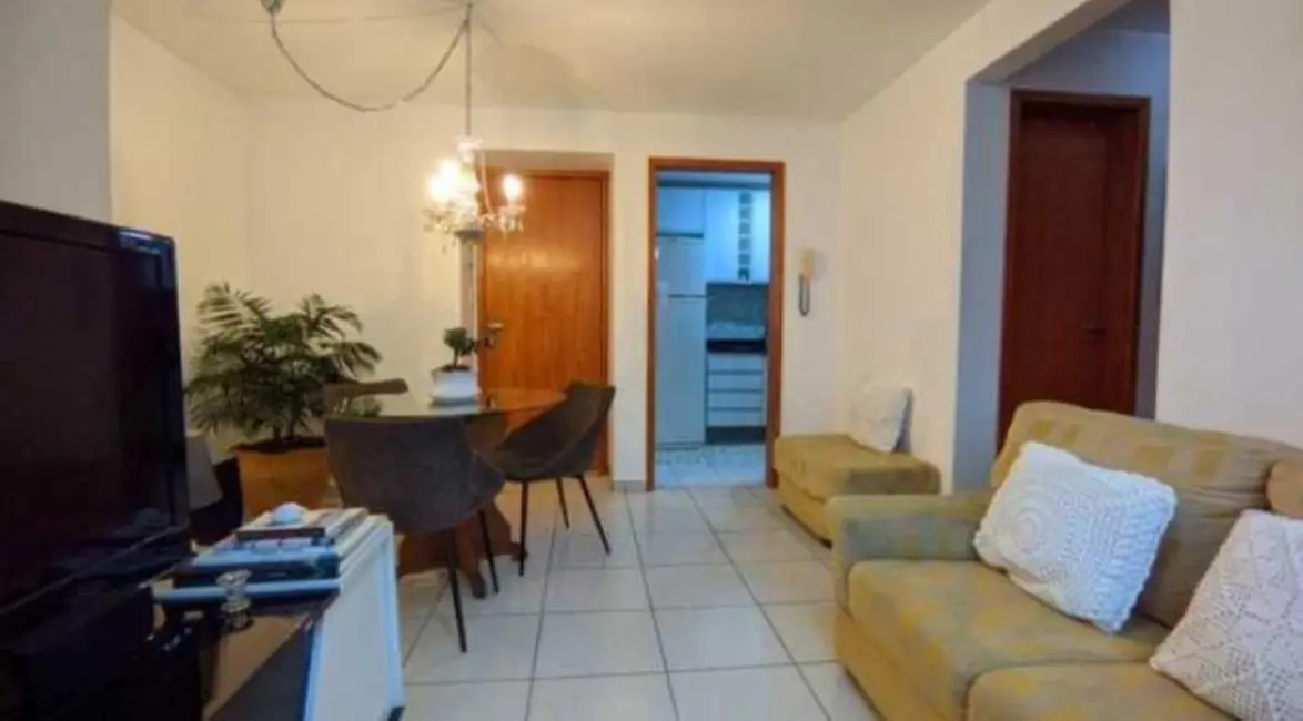 Foto 2 de Apartamento com 2 quartos à venda, 49m2 em Sítio Cercado, Curitiba - PR