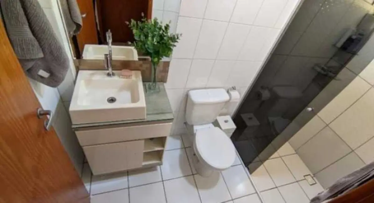 Foto 6 de Apartamento com 2 quartos à venda, 49m2 em Sítio Cercado, Curitiba - PR