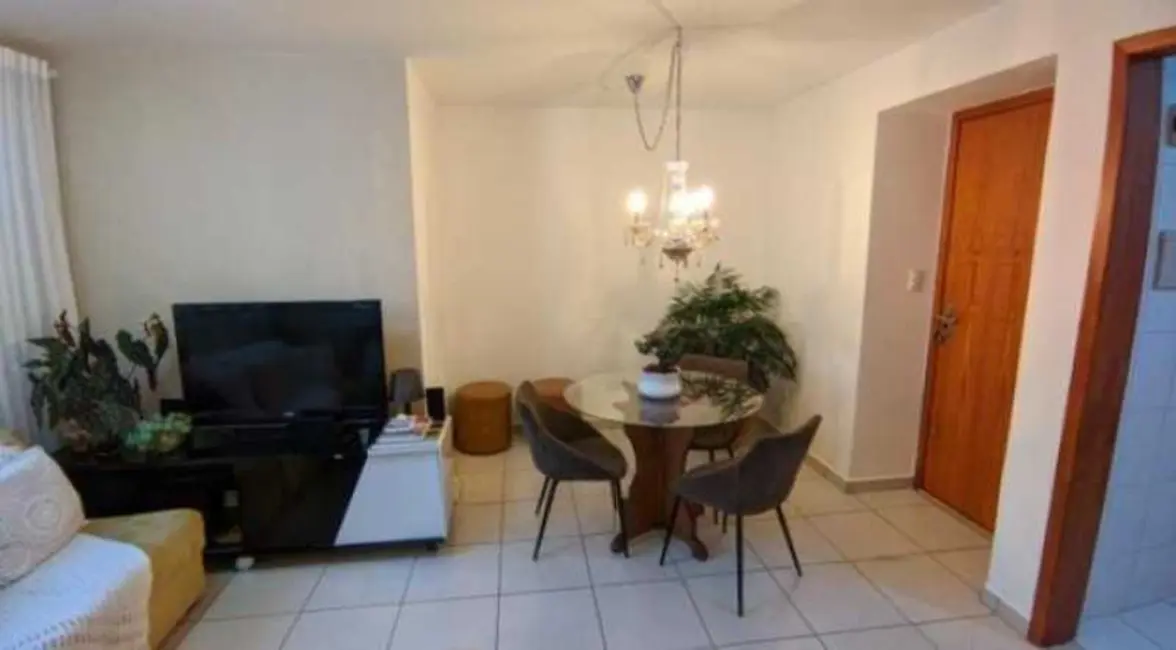 Foto 3 de Apartamento com 2 quartos à venda, 49m2 em Sítio Cercado, Curitiba - PR