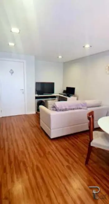 Foto 9 de Apartamento com 2 quartos à venda, 62m2 em Novo Mundo, Curitiba - PR