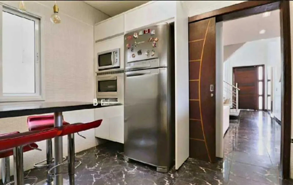 Foto 5 de Casa de Condomínio com 3 quartos à venda, 210m2 em Campo Comprido, Curitiba - PR