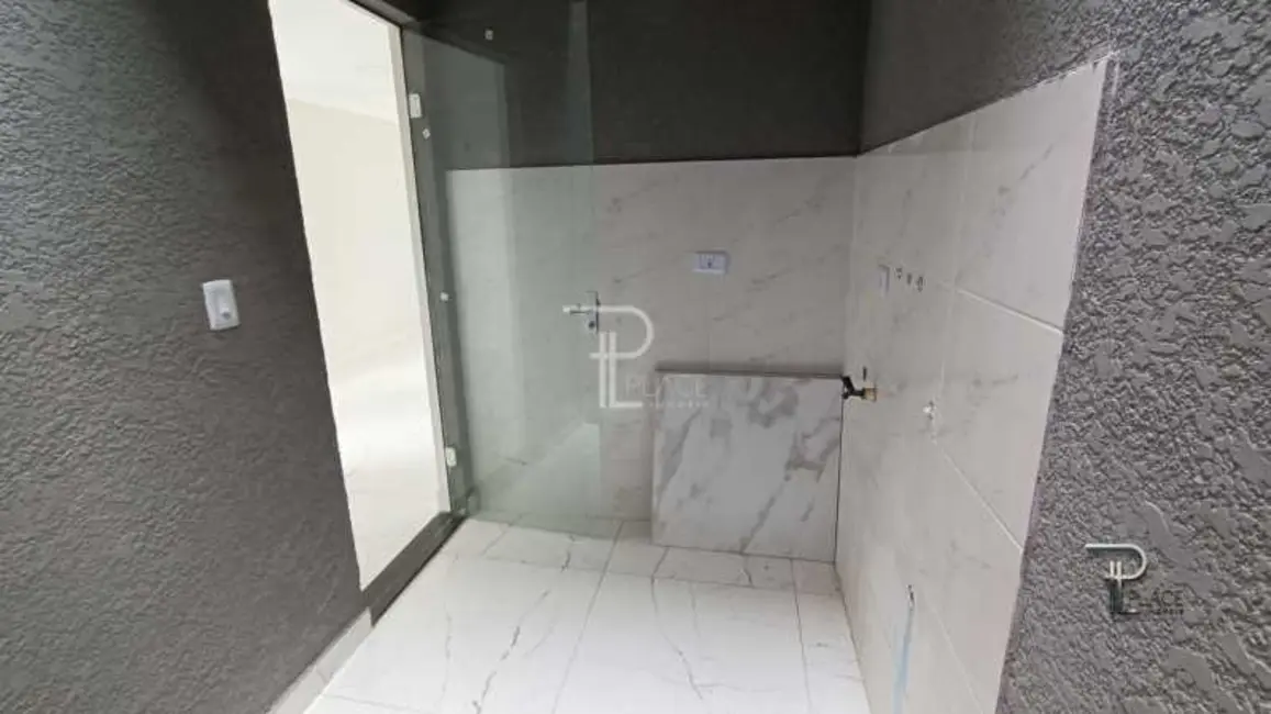 Foto 5 de Casa com 2 quartos à venda, 80m2 em Pinheirinho, Curitiba - PR