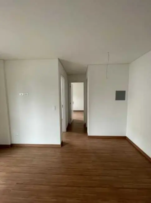 Foto 3 de Apartamento com 2 quartos à venda, 48m2 em Capão Raso, Curitiba - PR