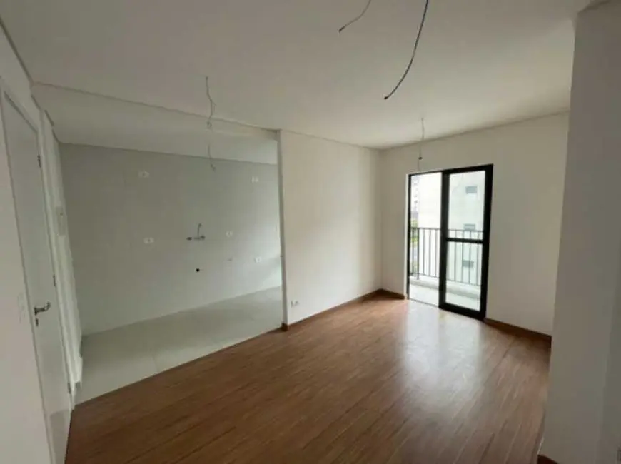 Foto 2 de Apartamento com 2 quartos à venda, 48m2 em Capão Raso, Curitiba - PR