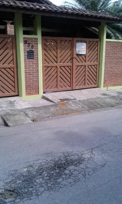 Foto 5 de Casa com 3 quartos à venda, 150m2 em Getuba, Caraguatatuba - SP