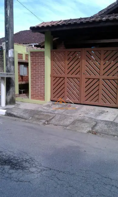 Foto 4 de Casa com 3 quartos à venda, 150m2 em Getuba, Caraguatatuba - SP