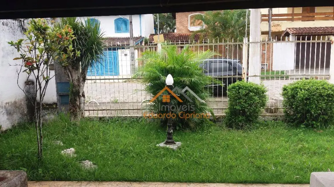 Casa com 2 quartos à venda, 250m2 em Massaguaçu, Caraguatatuba - SP - imagem 8 Foto 8 de Casa com 2 quartos à venda, 250m2 em Massaguaçu, Caraguatatuba - SP
