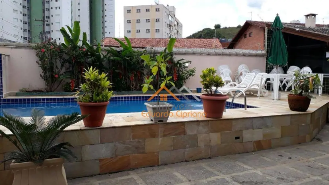 Foto 2 de Casa com 4 quartos à venda, 414m2 em Prainha, Caraguatatuba - SP