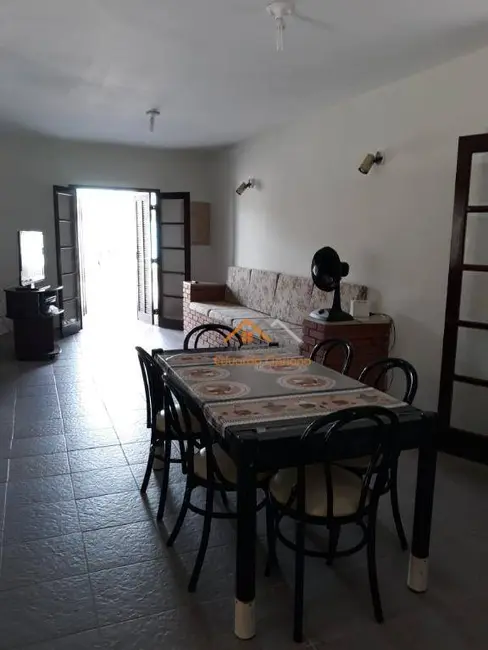 Foto 1 de Casa com 3 quartos à venda e para alugar, 250m2 em Massaguaçu, Caraguatatuba - SP