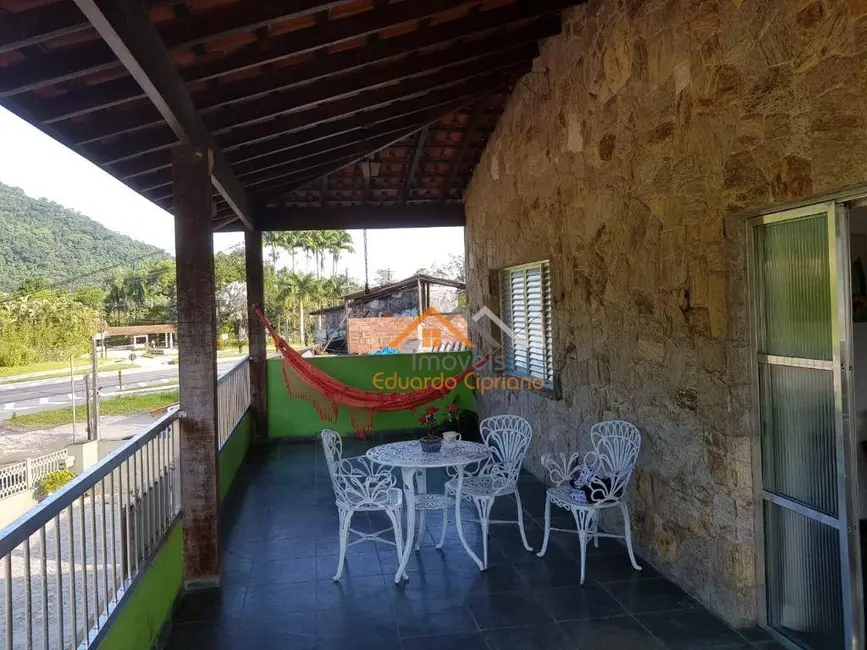 Foto 1 de Loja à venda, 2400m2 em Ubatuba - SP