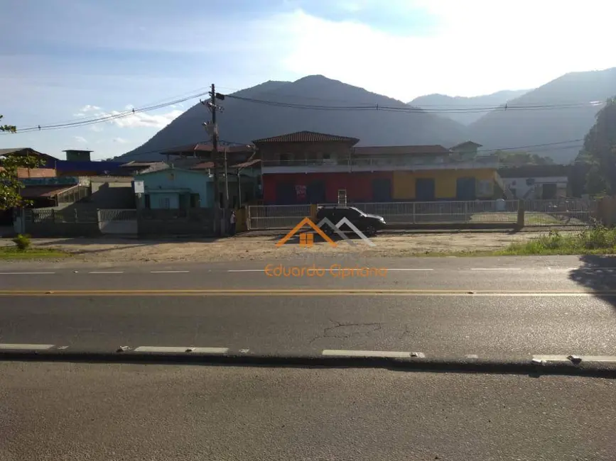 Foto 2 de Loja à venda, 2400m2 em Ubatuba - SP