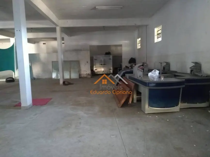 Foto 6 de Loja à venda, 2400m2 em Ubatuba - SP