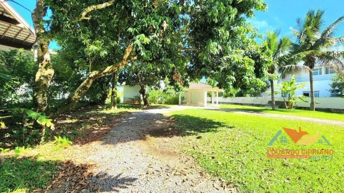 Foto 2 de Casa de Condomínio com 3 quartos à venda, 14000m2 em Massaguaçu, Caraguatatuba - SP