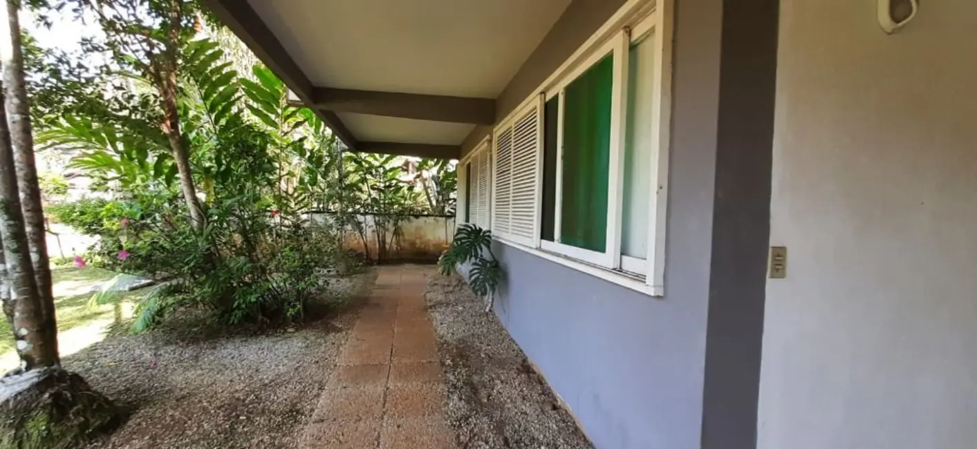 Foto 5 de Casa de Condomínio com 5 quartos à venda, 450m2 em Massaguaçu, Caraguatatuba - SP