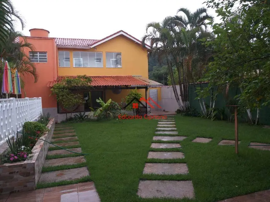 Foto 1 de Pousada com 8 quartos à venda, 680m2 em Massaguaçu, Caraguatatuba - SP