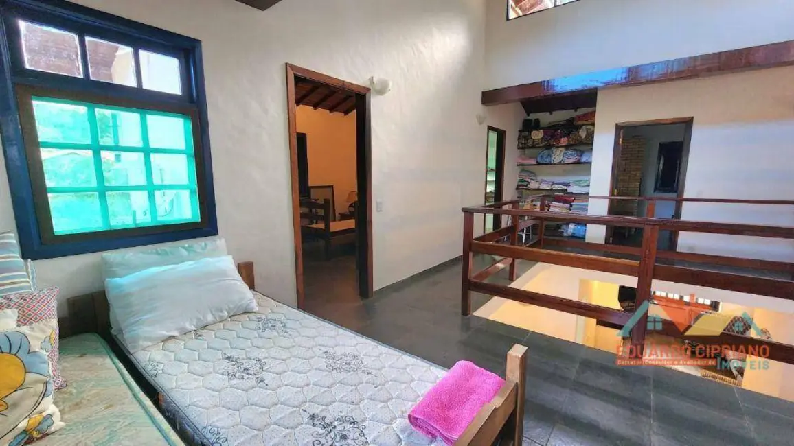 Foto 2 de Casa de Condomínio com 3 quartos à venda, 460m2 em Massaguaçu, Caraguatatuba - SP