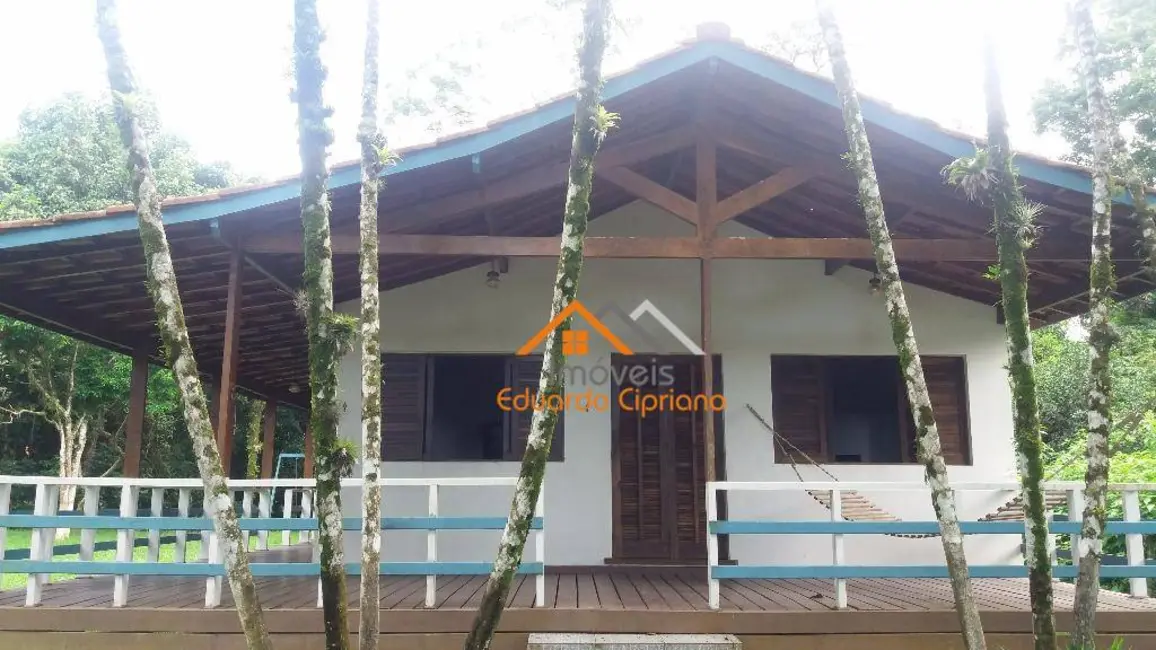 Foto 1 de Casa com 4 quartos à venda e para alugar, 1557m2 em Massaguaçu, Caraguatatuba - SP