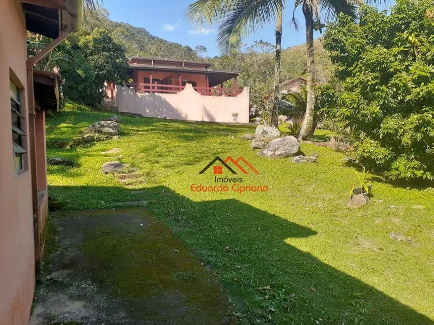 Foto 9 de Chácara com 2 quartos à venda, 1200m2 em Jardim Casa Branca, Caraguatatuba - SP