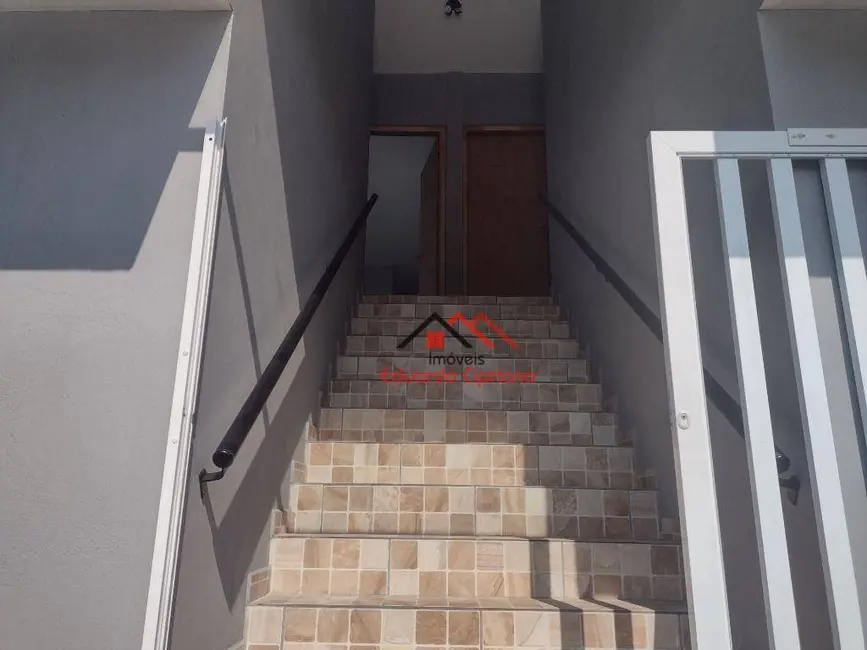 Foto 2 de Sobrado com 2 quartos para alugar, 300m2 em Massaguaçu, Caraguatatuba - SP