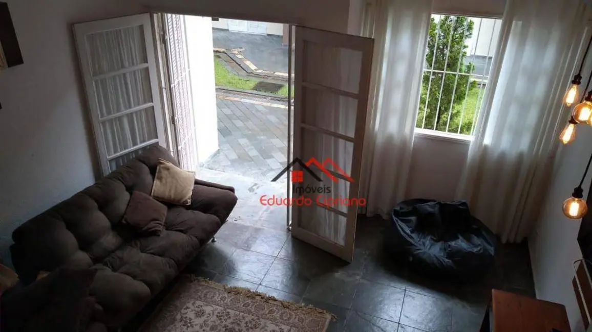 Foto 6 de Casa de Condomínio com 2 quartos à venda, 77m2 em Balneário Copacabana, Caraguatatuba - SP