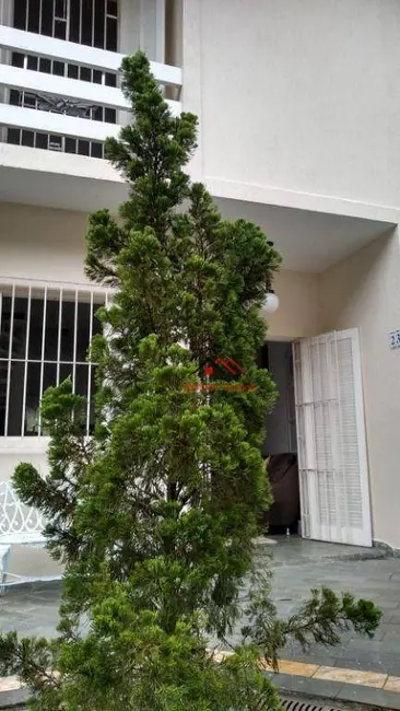 Foto 5 de Casa de Condomínio com 2 quartos à venda, 77m2 em Balneário Copacabana, Caraguatatuba - SP