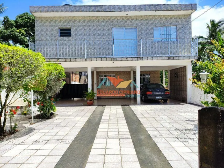 Foto 1 de Casa com 8 quartos à venda, 510m2 em Travessão, Caraguatatuba - SP