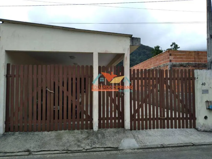 Foto 3 de Casa com 3 quartos à venda, 240m2 em Massaguaçu, Caraguatatuba - SP