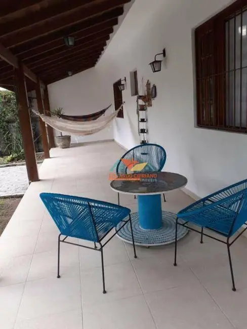 Casa com 3 quartos à venda, 940m2 em Massaguaçu, Caraguatatuba - SP - imagem 3 Foto 3 de Casa com 3 quartos à venda, 940m2 em Massaguaçu, Caraguatatuba - SP