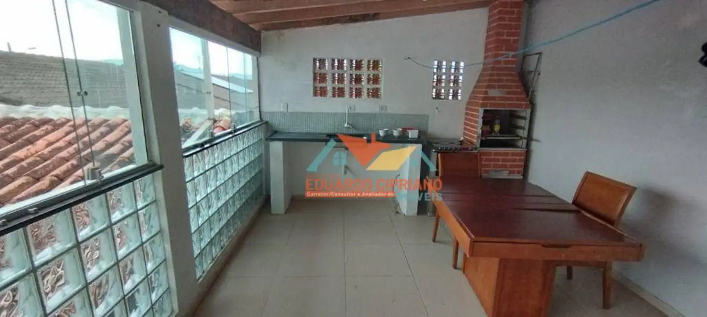 Foto 1 de Casa com 3 quartos à venda, 140m2 em Balneário Recanto do Sol, Caraguatatuba - SP