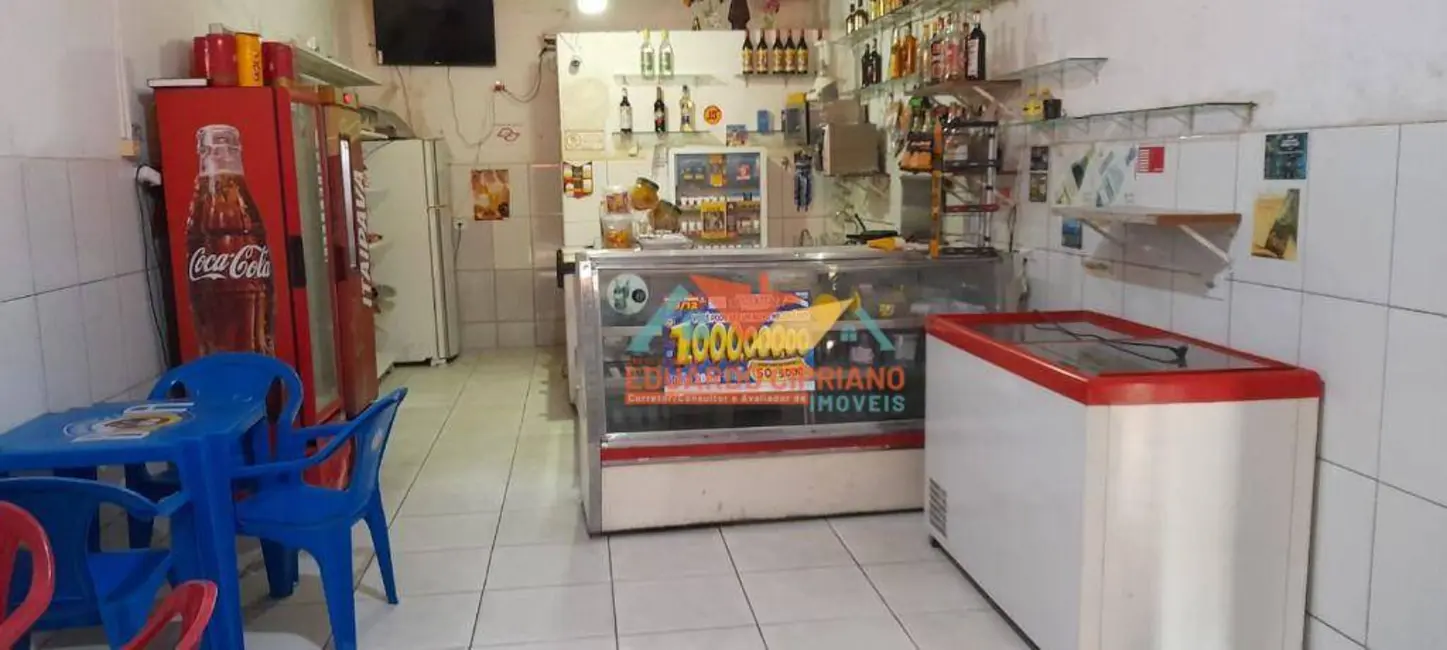 Foto 1 de Loja à venda, 250m2 em Massaguaçu, Caraguatatuba - SP