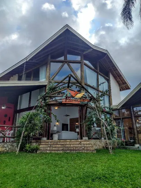 Foto 1 de Casa com 5 quartos para alugar, 2700m2 em Massaguaçu, Caraguatatuba - SP
