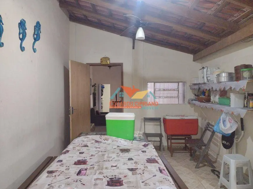 Casa com 3 quartos à venda, 360m2 em Massaguaçu, Caraguatatuba - SP - imagem 9 Foto 9 de Casa com 3 quartos à venda, 360m2 em Massaguaçu, Caraguatatuba - SP