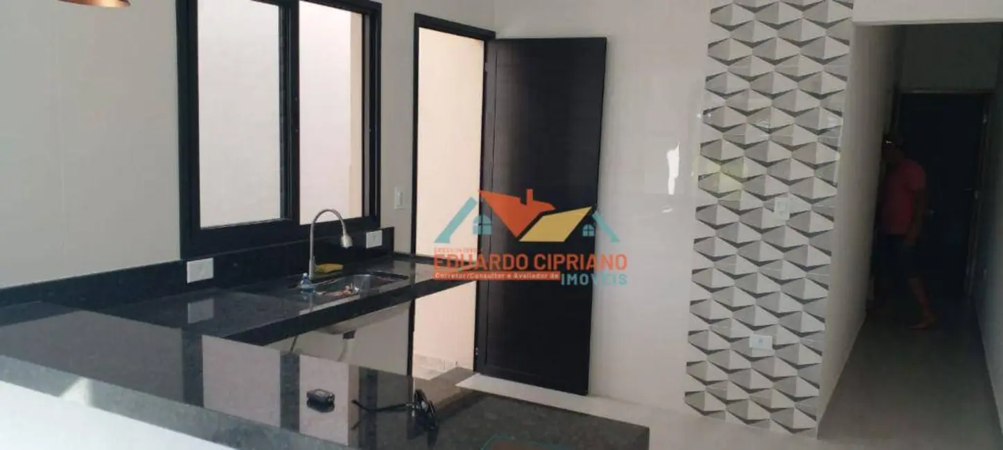 Foto 5 de Casa com 2 quartos à venda, 125m2 em Balneário dos Golfinhos, Caraguatatuba - SP