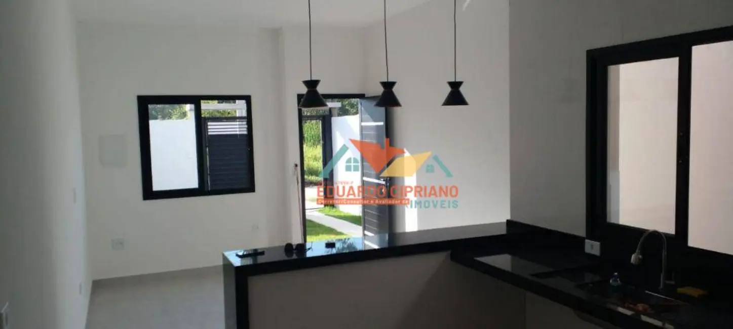 Foto 1 de Casa com 2 quartos à venda, 125m2 em Balneário dos Golfinhos, Caraguatatuba - SP