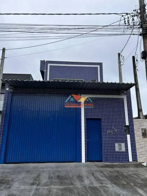 Foto 1 de Armazém / Galpão para alugar, 245m2 em Jardim das Gaivotas, Caraguatatuba - SP