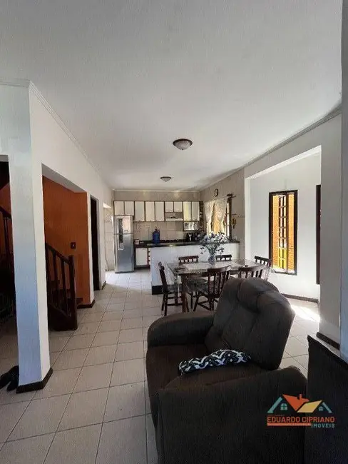 Foto 3 de Casa com 2 quartos à venda, 103m2 em Indaiá, Caraguatatuba - SP