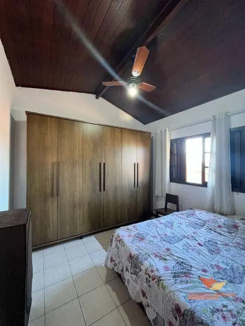 Foto 9 de Casa com 2 quartos à venda, 103m2 em Indaiá, Caraguatatuba - SP
